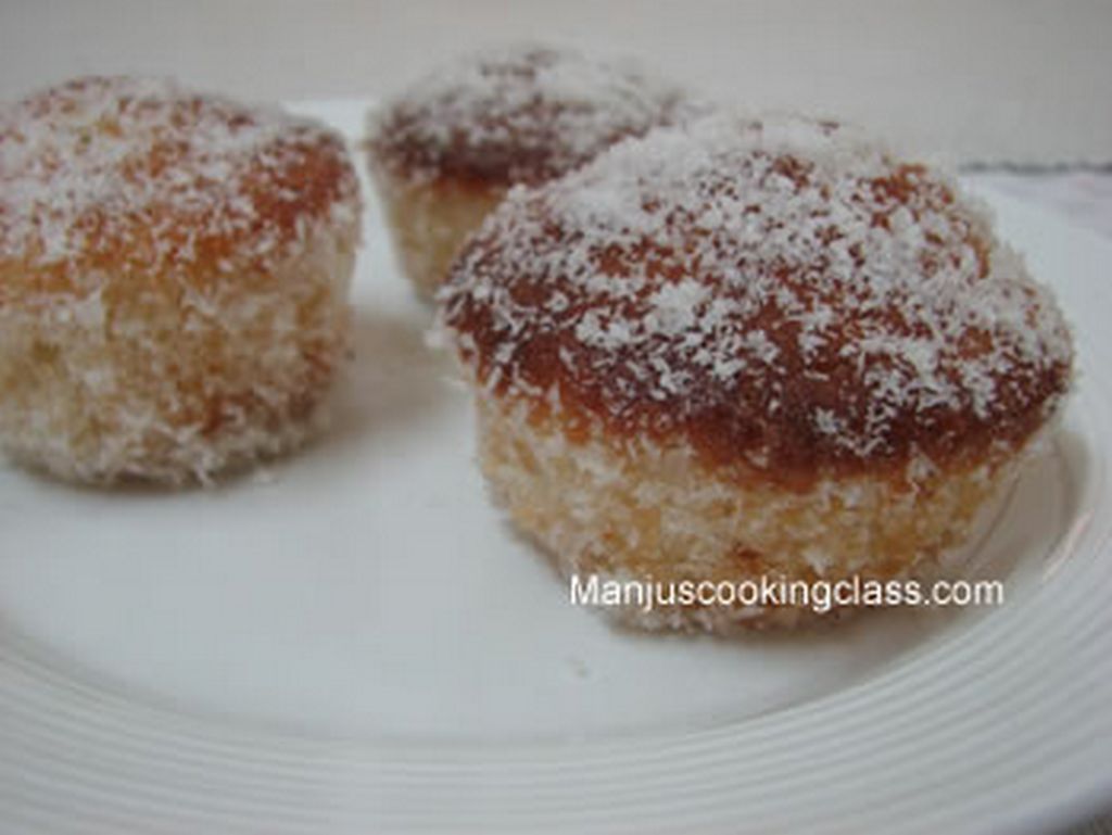 pineapple coconut muffin