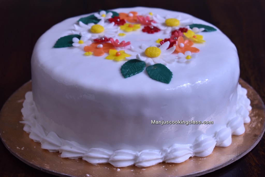 Gelatin Free Fontant Cake Decoration