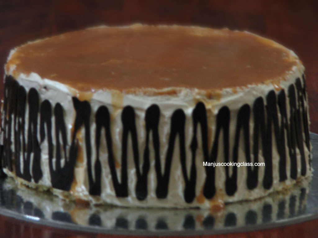 Caramel Praline Gateau