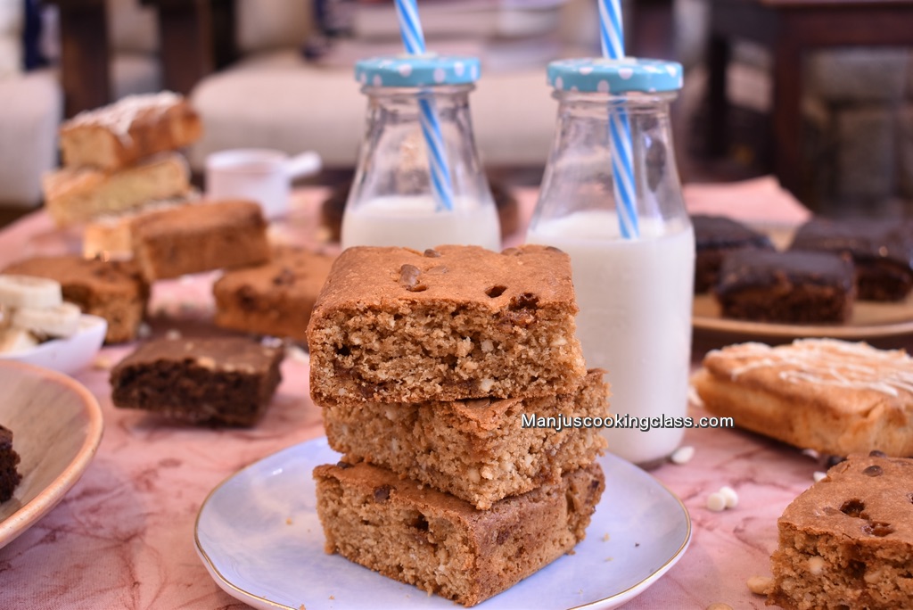 Cashew Blondie