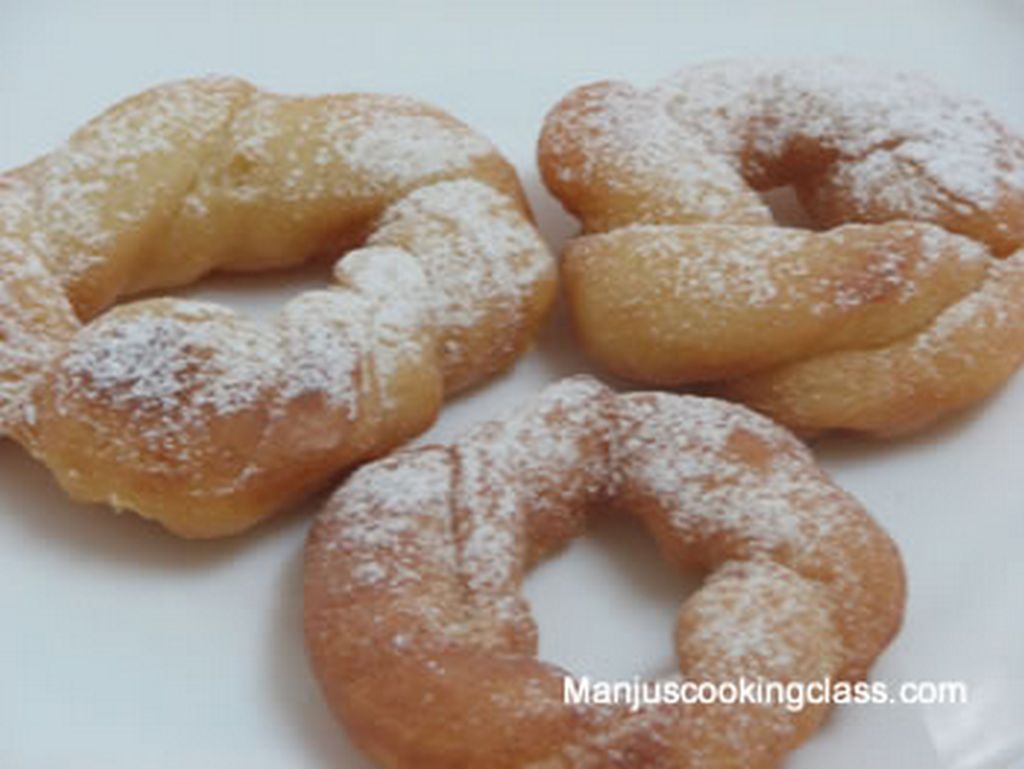 Doughnuts cinnamon twister