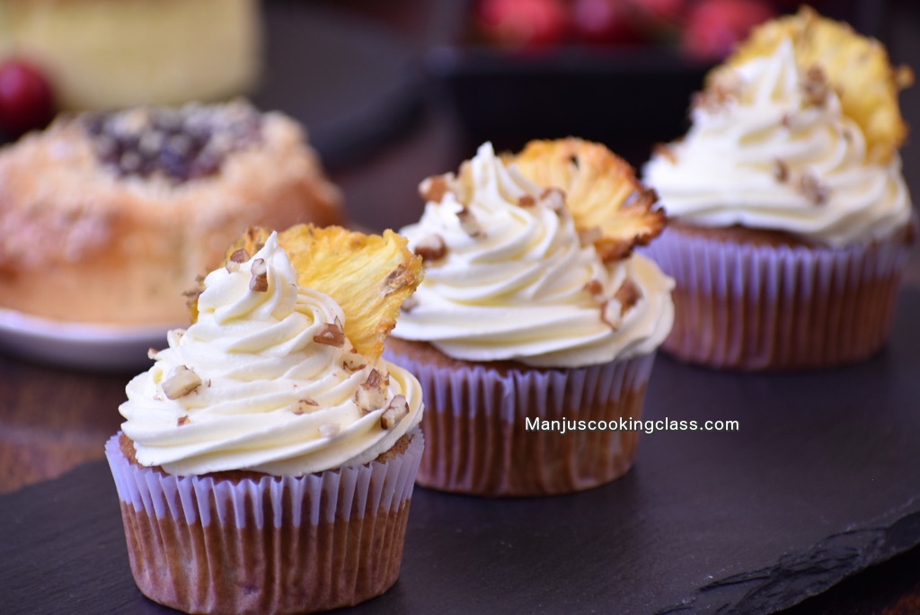 Hummingbird Cupcake