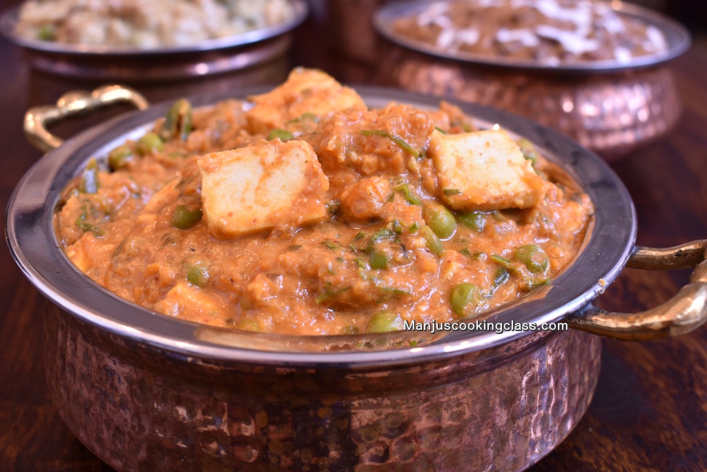 Matar paneer